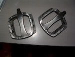 Specialized Pedals,
from a 2006 P2
good condition, barely used.