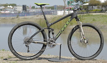 Felt's Edict Nine and 900 Gram Hardtail Prototypes - Sea Otter 2013